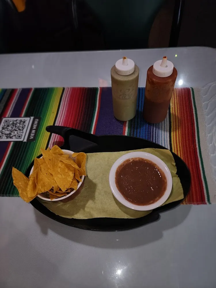 Nachos Con Frijoles